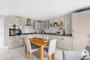 Photo 17- click for photo gallery